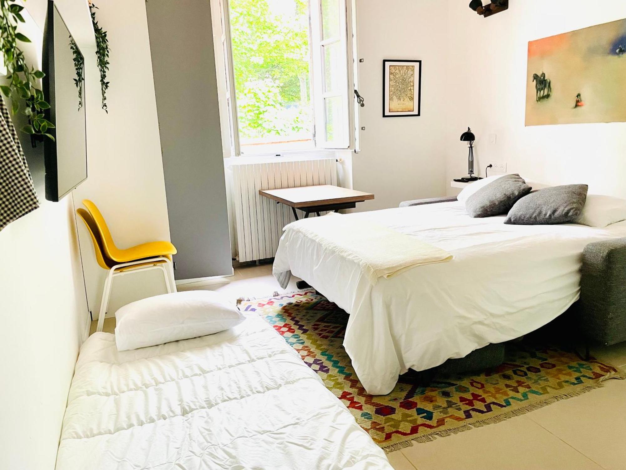 Studio Au Vieux Marly-Le-Roi - Bien Equipe - Matelas De Qualite - 7Min Du Train Vers Paris מראה חיצוני תמונה