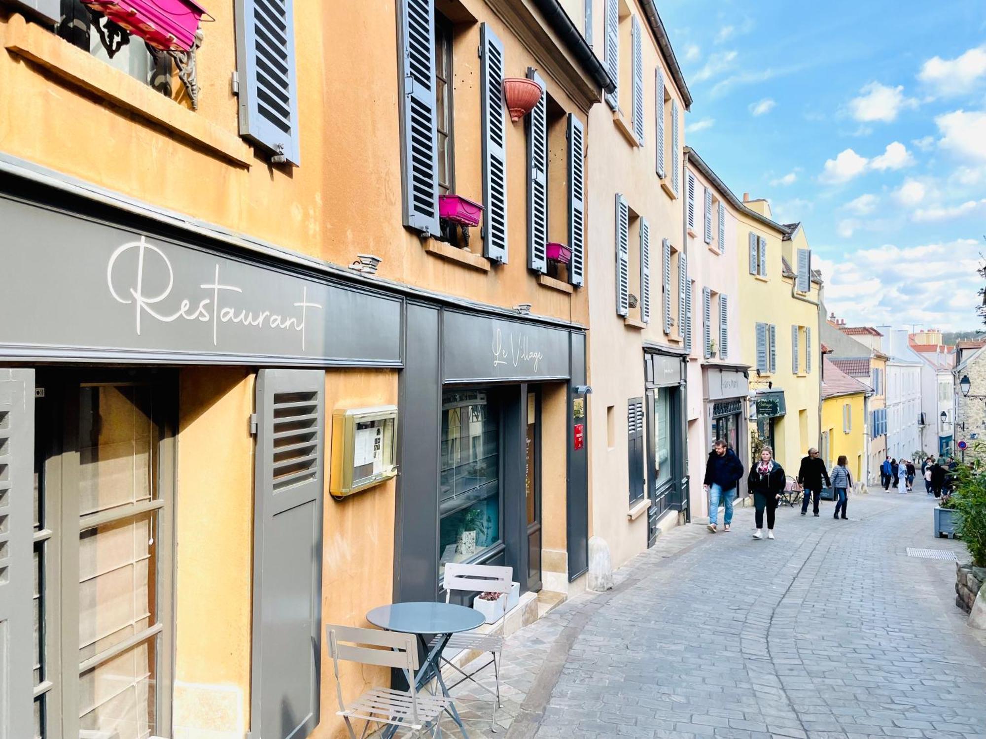 Studio Au Vieux Marly-Le-Roi - Bien Equipe - Matelas De Qualite - 7Min Du Train Vers Paris מראה חיצוני תמונה